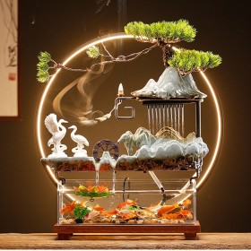 نافورة مع حوض سمك مع اضاءة