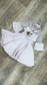 بدلة ستان زهري أكمام ثلثيني مخرم