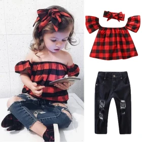 طقم بنطلون ممزع وبلوزة كاروهات